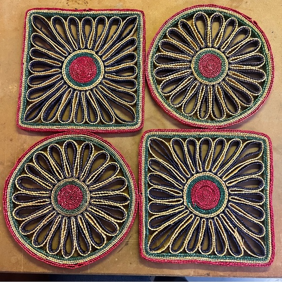 Other - Vintage-Retro Set of 4 Woven Colourfully-Dyed Straw Wicker Hot-Pad Trivets